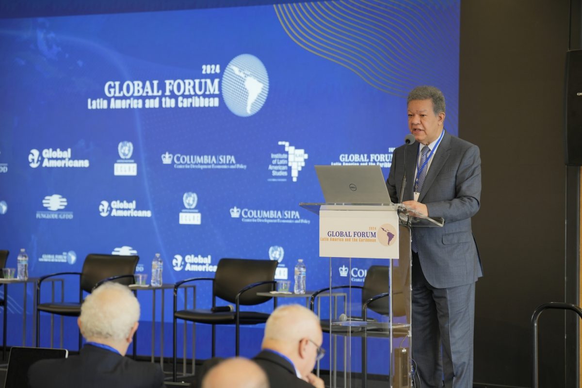 Leonel Fernández: Tensión geopolítica y desafíos democráticos marcan el horizonte global en 2024